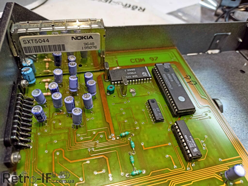platy vnytri satelite lorta SAT TST 500 Radio RETRO IF 2020 002
