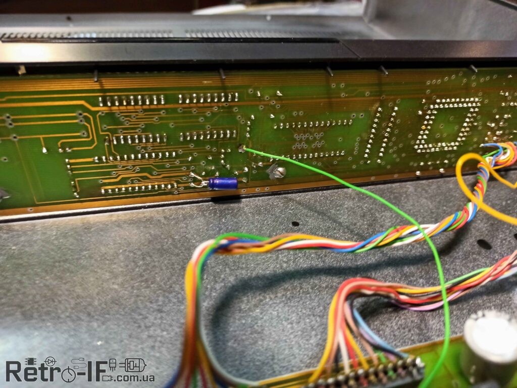 platy vnytri satelite lorta SAT TST 500 Radio RETRO IF 2020 008