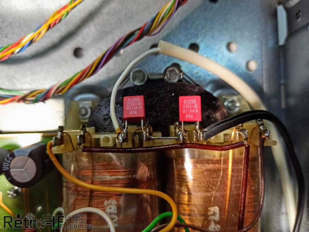 platy vnytri satelite lorta SAT TST 500 Radio RETRO IF 2020 011