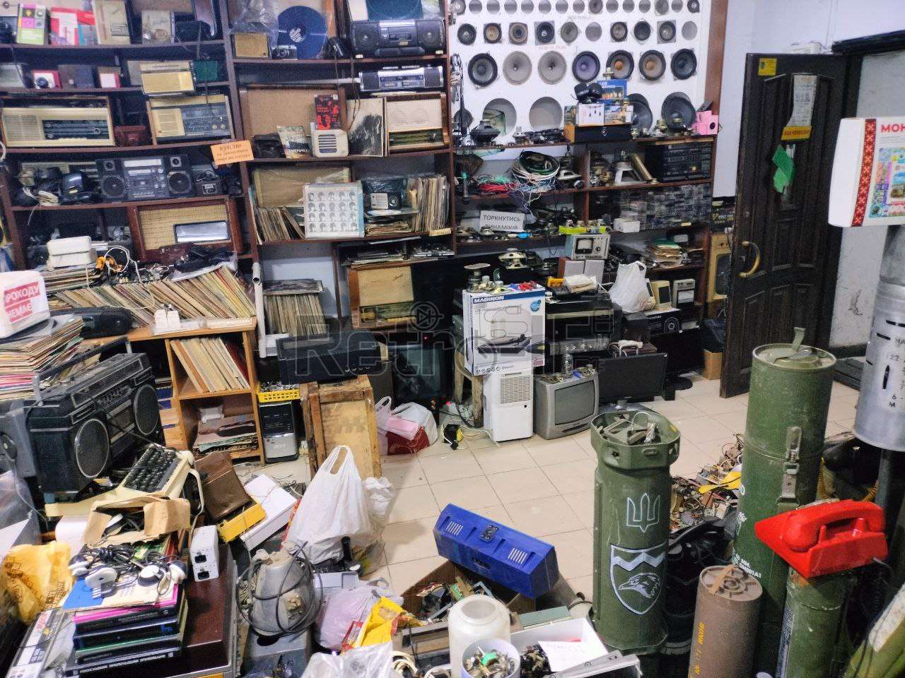 Про Retro-IF 1 Фнтерєр магазину Ретро-ІФ